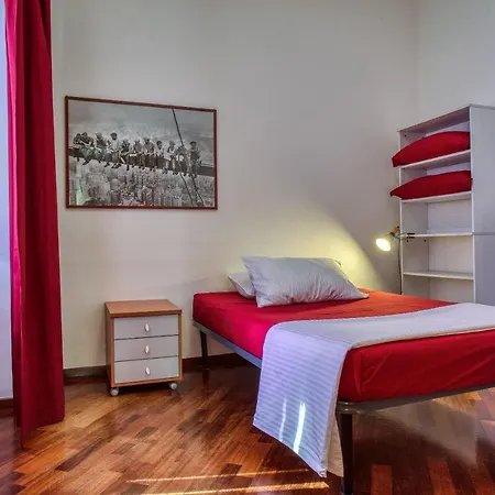 לינה וארוחת בוקר Torre Del Miracolo