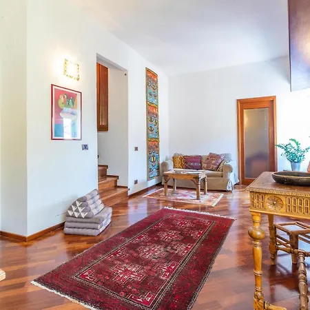 Torre Del Miracolo לינה וארוחת בוקר